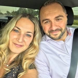 Meet your Posher, Cynthia